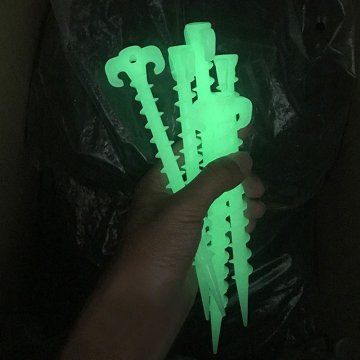 Kotviace kolík - fluorescenčné